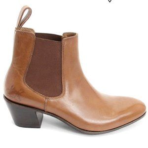Fluevog The Passage Cairo gorgeous tan ankle boots M5,W7